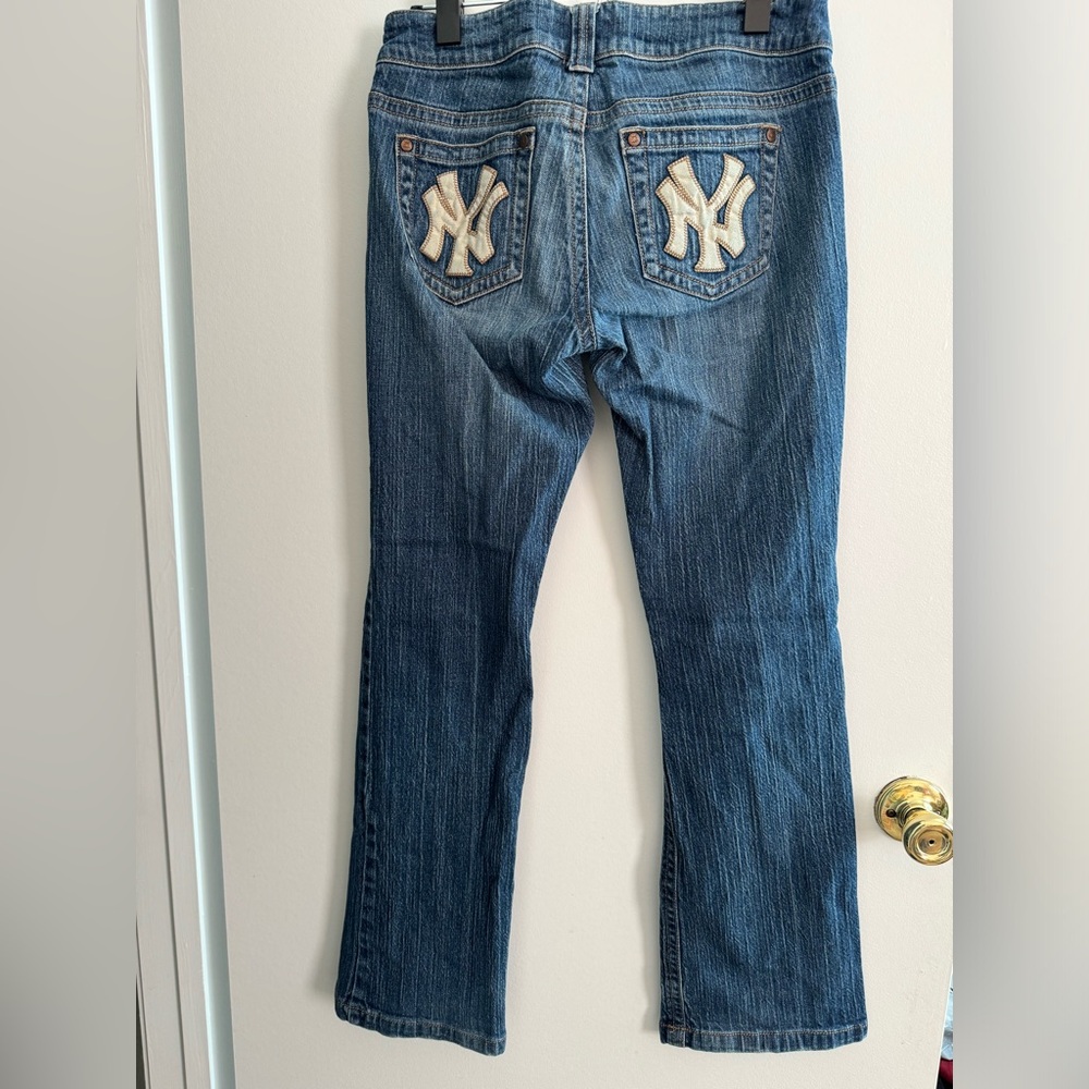 Touch by Alyssa Milano New York Yankees jeans, size 27 - Picture 5 of 6
